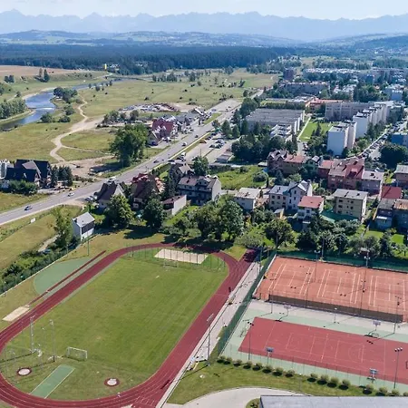 Hotel***gorce 新塔尔格